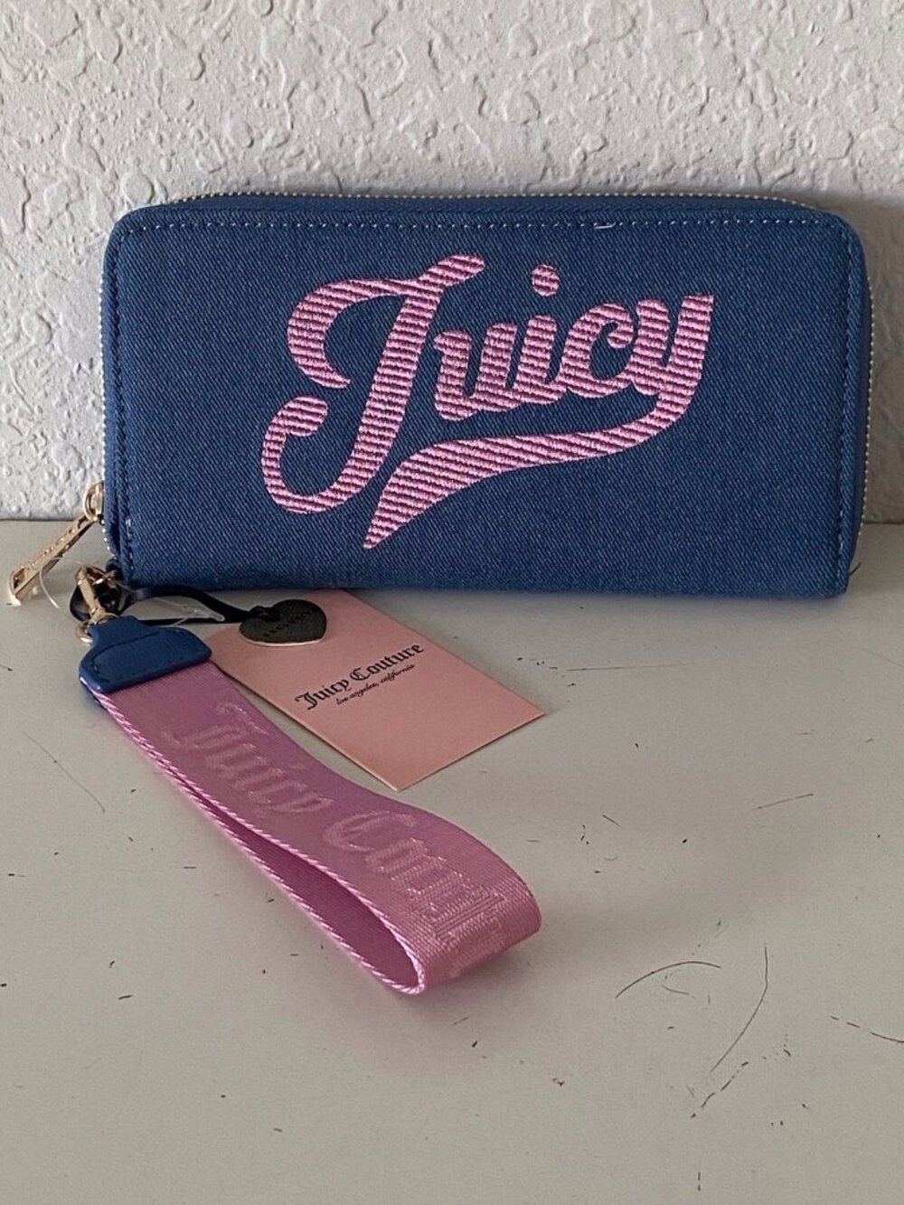 Juicy Couture Too Cute Large Zip Around Wristlet Wallet Medium Washed Denim NEW‎